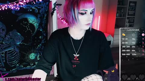 CRYBABY online show from December 6, 2:22 pm