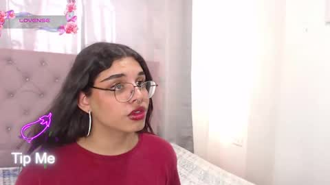 Amber online show from January 8, 7:45 pm