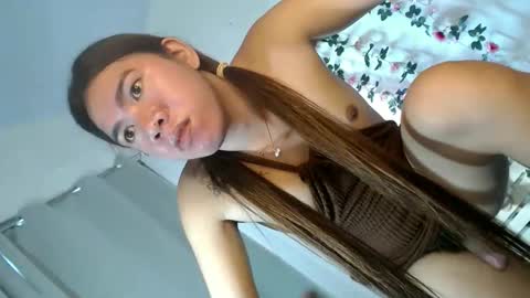 naughtywildvenice online show from February 9, 12:50 am