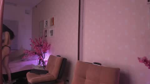 NAYA VELVET online show from December 21, 7:41 pm