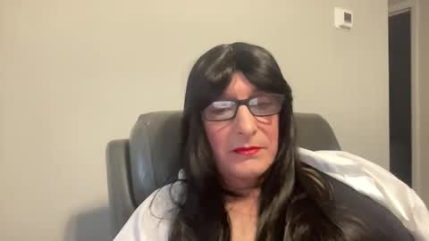 OralFemmeBoy online show from January 5, 9:03 pm