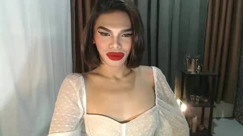 neomi online show from February 24, 5:50 pm