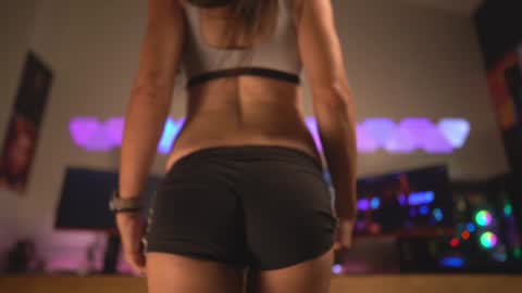 Ivy online show from December 8, 11:29 pm