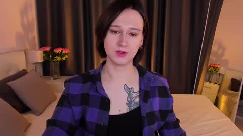 Nicole online show from March 4, 11:29 am