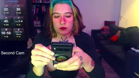 NienieNanana online show from December 5, 6:14 pm