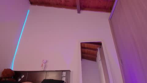 Sara  online show from March 10, 3:10 am