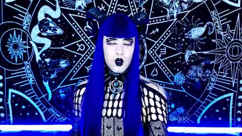 caroline online show from November 29, 12:34 am