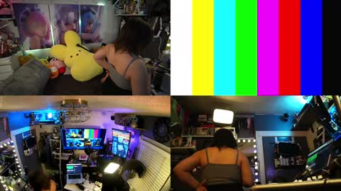 Snapshot of nyxraven chatting on December 4, 11:13 am NyxRaven online show from December 4, 11:13 am