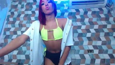 oficialsdollsxxx online show from December 10, 2:42 am