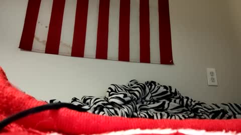 Snapshot of olewrench945706 chatting on September 16, 5:56 am Laura online show from September 16, 5:56 am