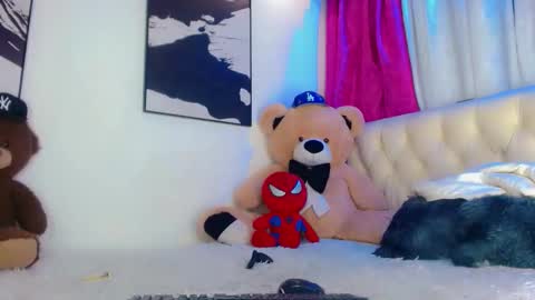 oliviahot01 online show from January 14, 2:31 am