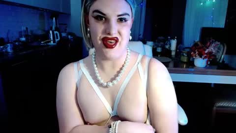 Sarina Williams online show from April 1, 11:44 am