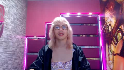 perfectlump online show from October 11, 5:37 pm