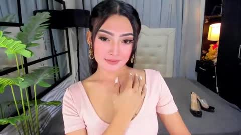 phenomenal_ivy online show from June 21, 1:14 pm