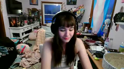 Izzy online show from January 10, 10:46 pm