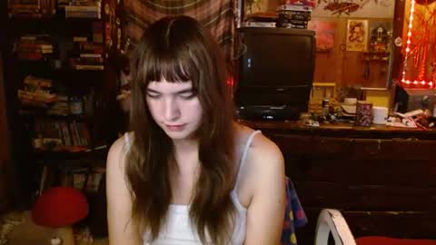 Izzy online show from September 22, 1:33 am