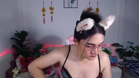 Snapshot of ploysaithailand chatting on March 5, 3:03 am Ploysai online show from March 5, 3:03 am