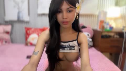 Estela online show from October 22, 5:15 pm