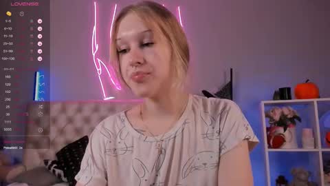 Katy online show from December 16, 8:05 pm