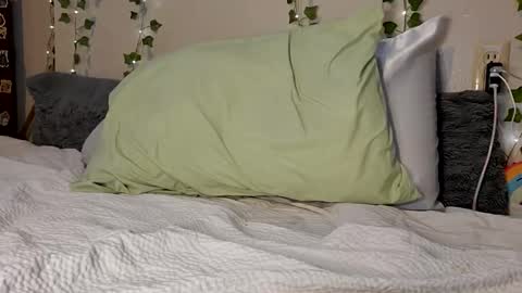 Rhys online show from February 9, 9:39 pm