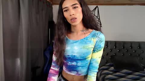 Cris online show from March 4, 5:17 pm