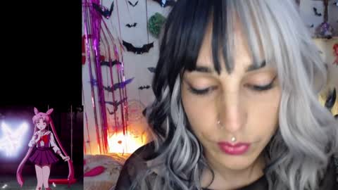 purplekattlyn online show from March 29, 1:50 am