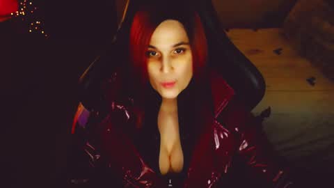 Kitty online show from November 17, 1:44 pm