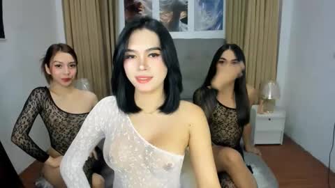 Snapshot of queen_arnie4utsxxx chatting on October 18, 8:34 pm Arnie online show from October 18, 8:34 pm