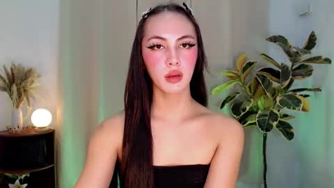 queen_danaya online show from April 4, 10:02 am