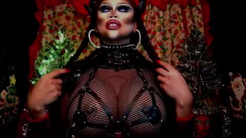 Wanda Luna online show from December 9, 2:56 am