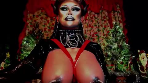 Wanda Luna online show from January 2, 4:46 pm