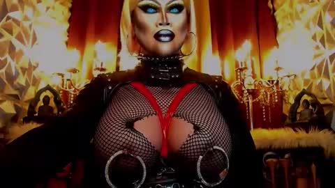 Wanda Luna online show from February 2, 7:57 pm