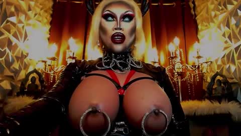 Wanda Luna online show from February 12, 10:24 am