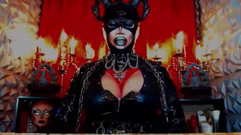 Wanda Luna online show from September 11, 6:49 pm