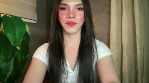 QUEEN online show from April 9, 3:08 am