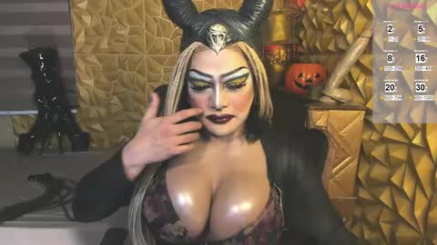 queenofpainsasha online show from February 23, 7:17 pm