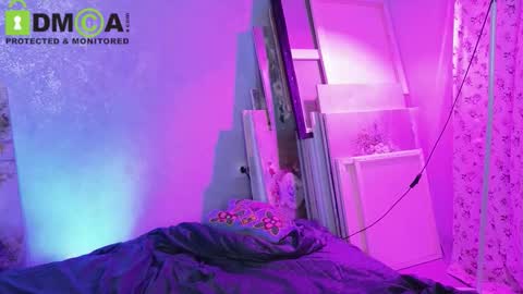     follow my new insta  online show from November 18, 6:08 pm