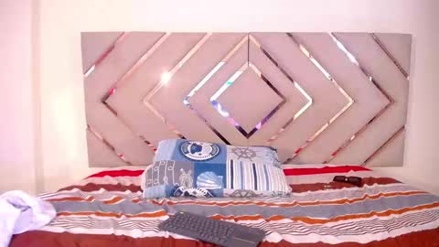 RAVEN FOXTER online show from December 13, 7:53 pm