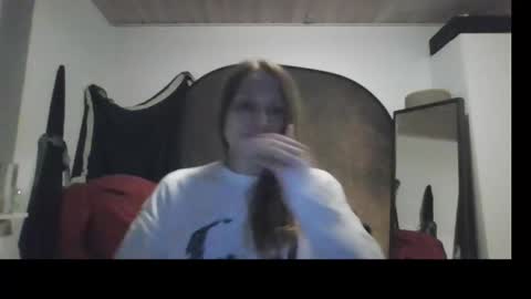 Keely KeKe Kiwi online show from November 1, 10:18 pm