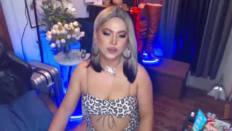 Red Ivy online show from March 4, 11:36 am