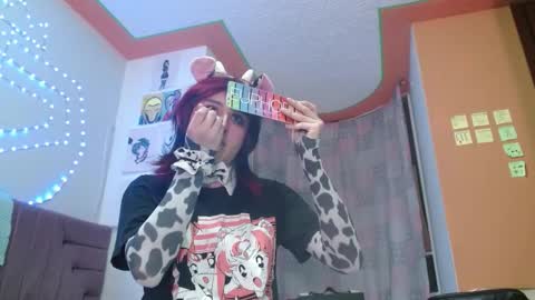 reiv_femboy online show from October 8, 6:59 am