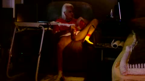 PINK HOLE TWINK online show from April 23, 3:14 am