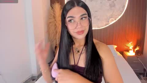 Rose online show from February 5, 1:49 pm