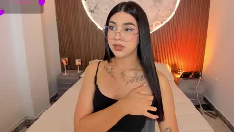 Rose online show from March 11, 2:32 pm