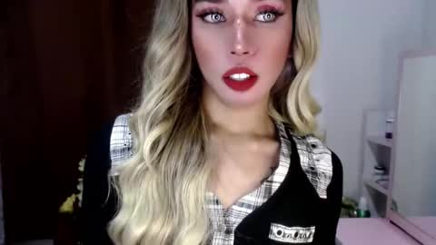 roxane_holmes online show from January 16, 1:14 pm