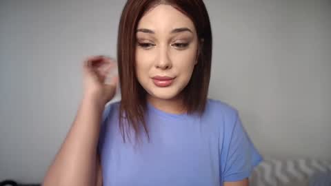 Alex online show from December 5, 5:44 pm