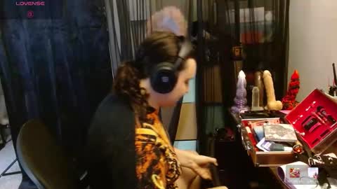 salacious_bunny online show from March 14, 9:40 pm