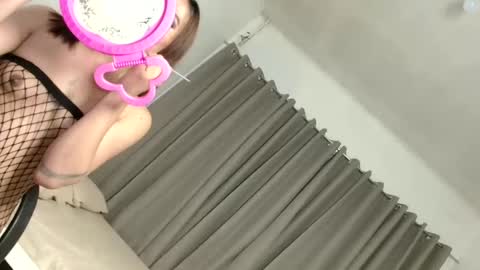 Samairra online show from January 19, 7:04 pm