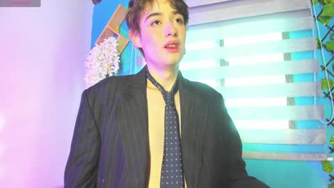    online show from December 14, 1:38 pm