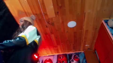 sara_buck online show from April 15, 6:52 am